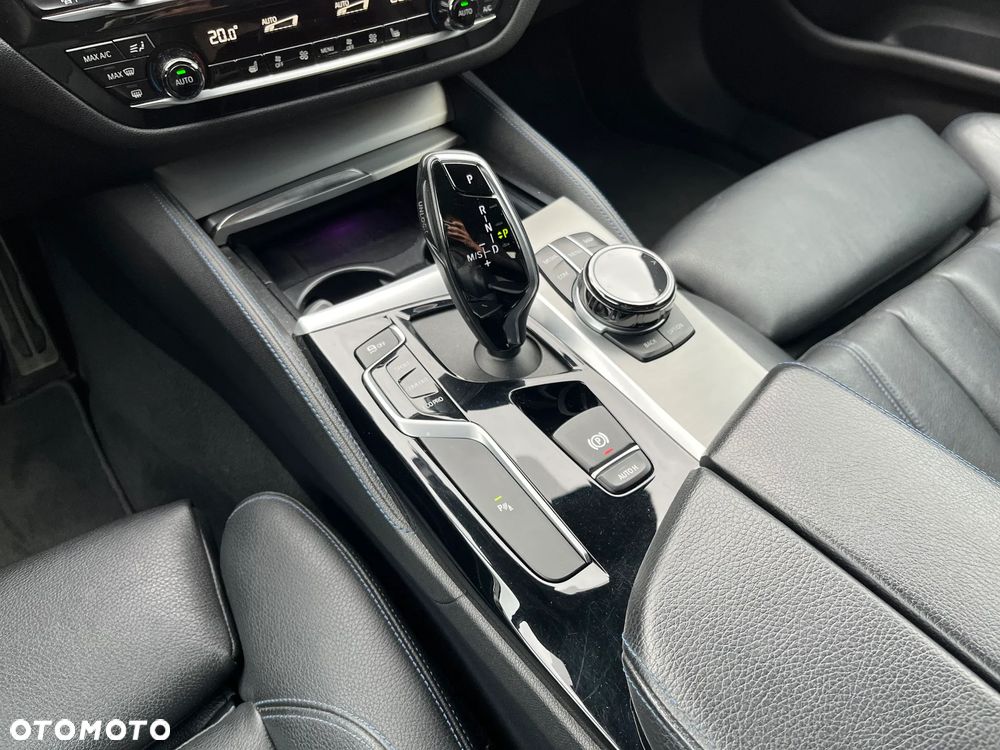 BMW Seria 5 - 16