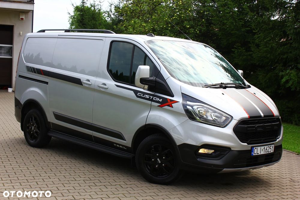 Ford TRANSIT CUSTOM TRAIL 2.0 TDCI 131KM 3 OSOBOWY NAVIGACJA KAMERA FELGI FULL OPCJA STAN PERFEKT FV23% - 4