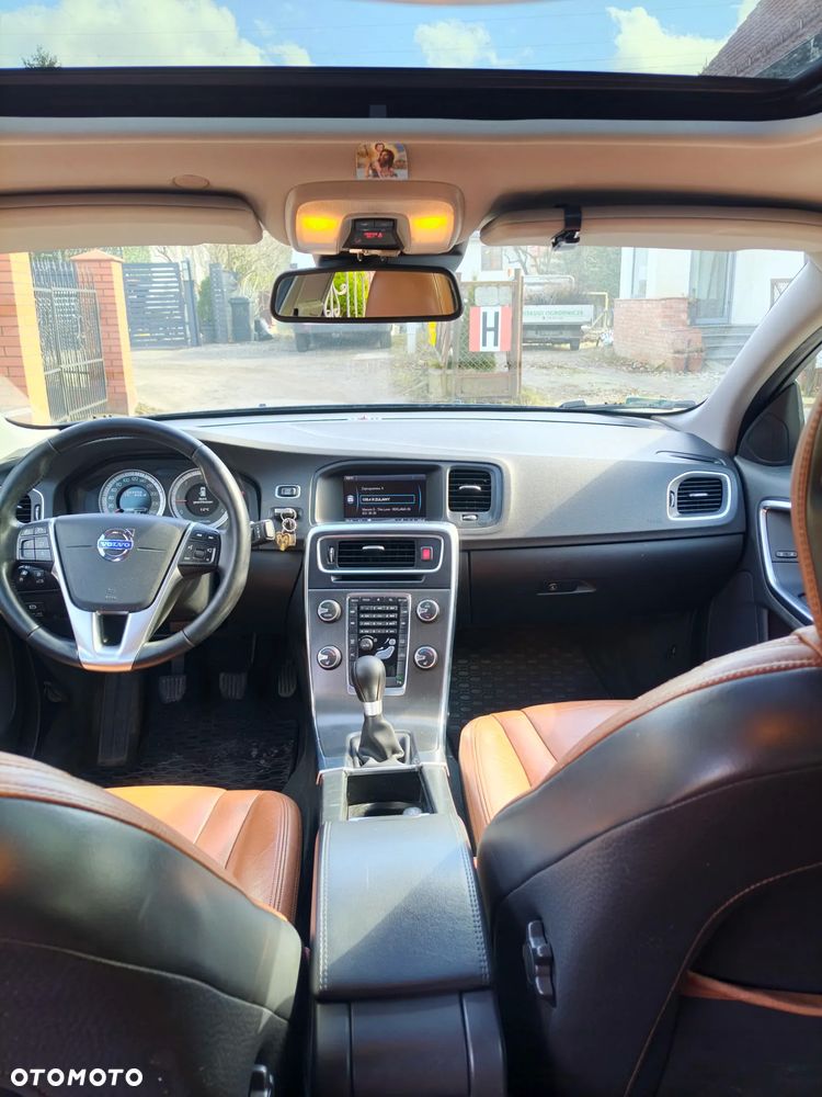 Volvo V60 D3 Momentum - 13