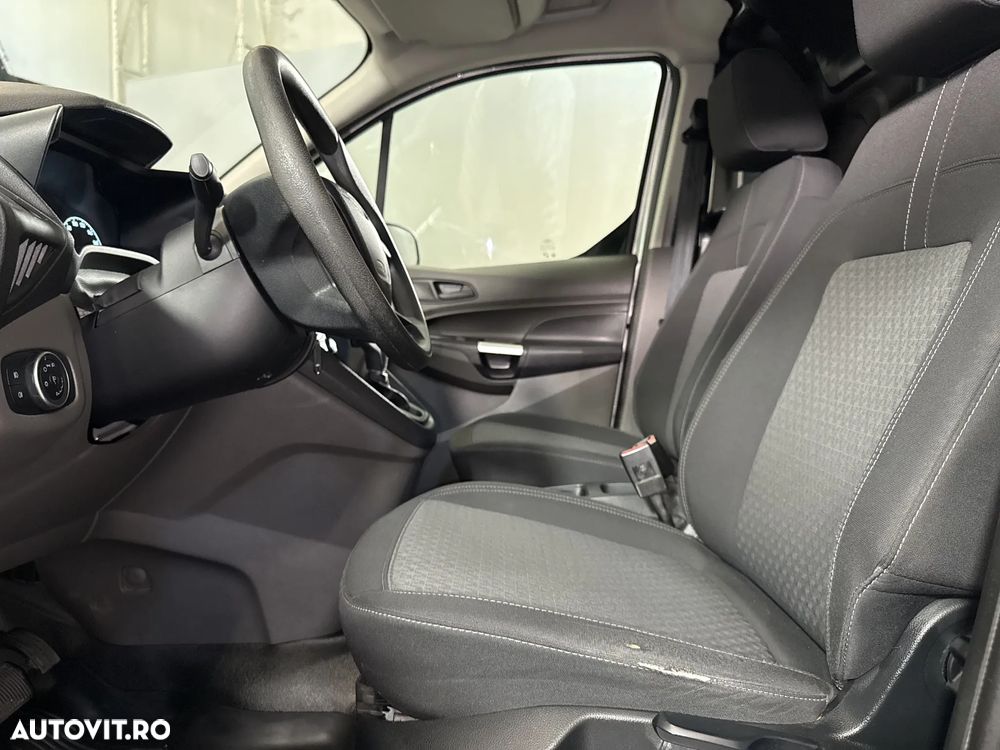 Ford Transit Connect - 17