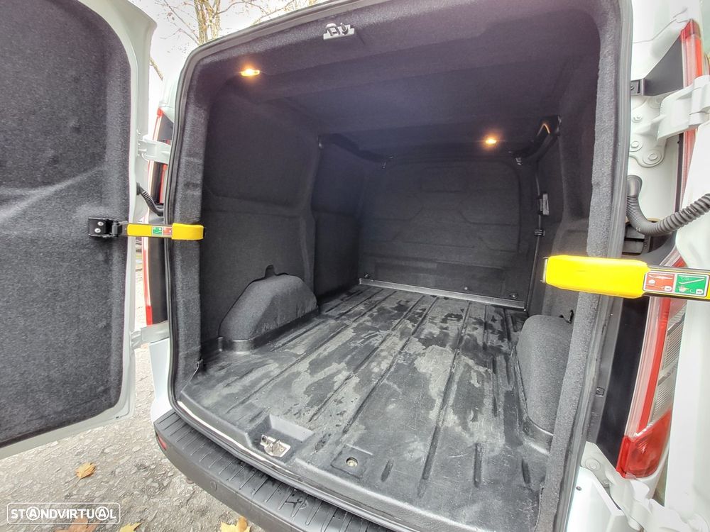Ford Transit Custom 280L1 2.0 TDCi H1-Tecto Baixo Trend - 12