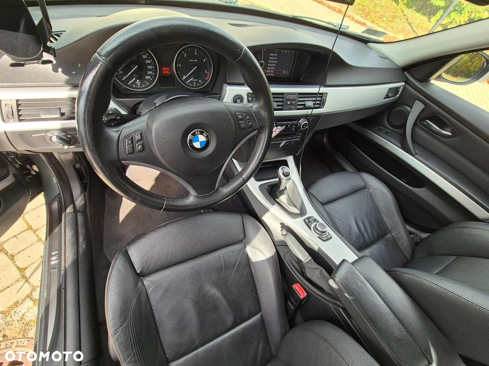 BMW Seria 3 325d - 6