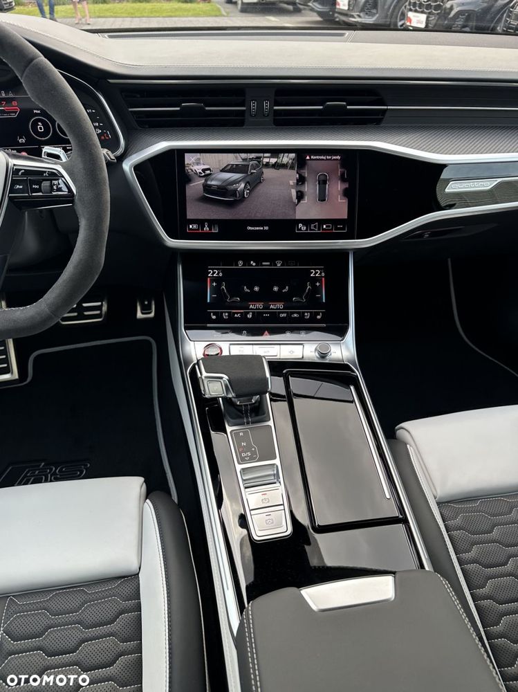 Audi RS6 Avant - 19