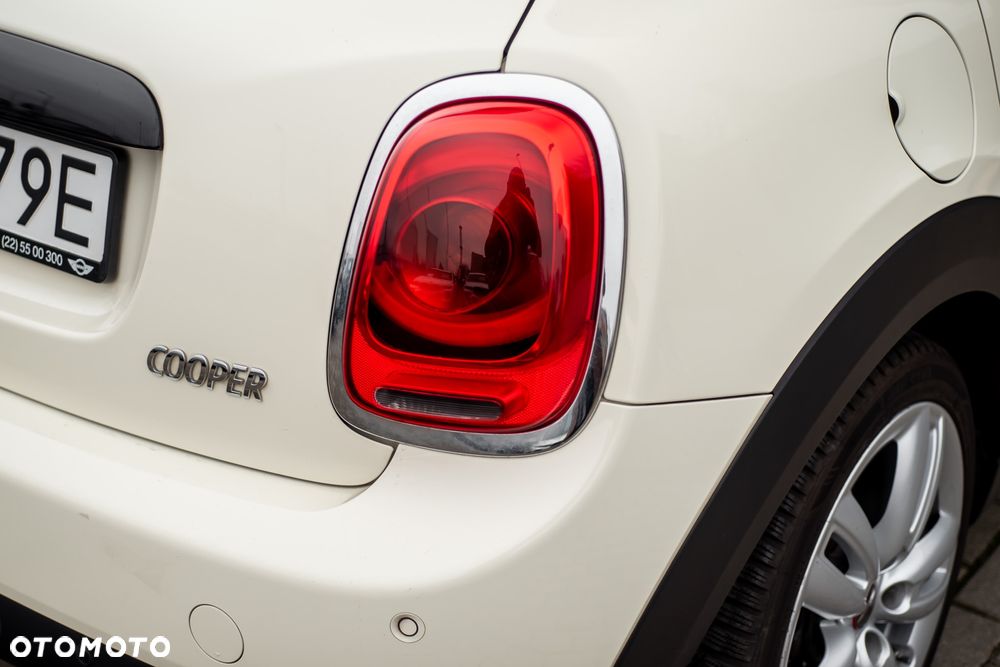 MINI Cooper Standard - 10