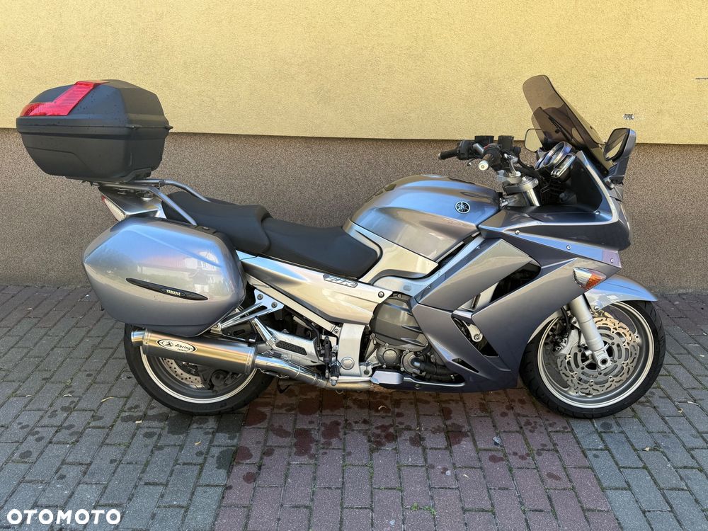 Yamaha FJR - 8