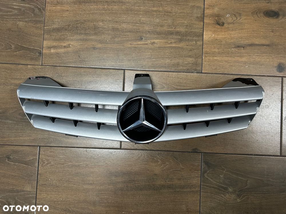 MERCEDES CLS 219 W219 GRILL ATRAPA 63 AMG IGLA ORG - 3