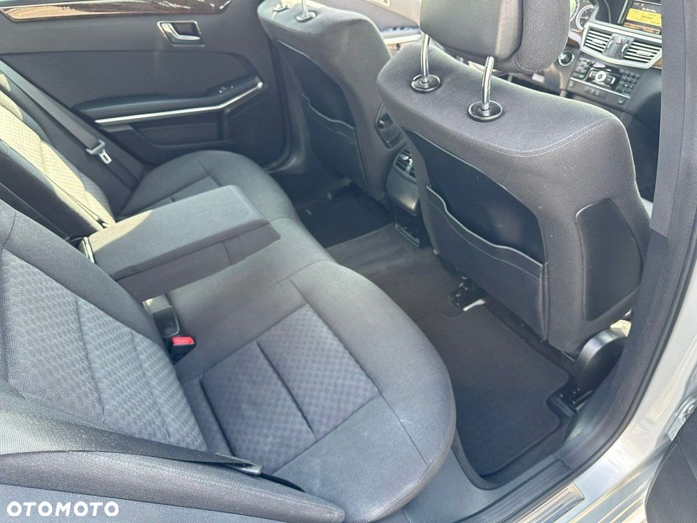 Mercedes-Benz Klasa E - 12