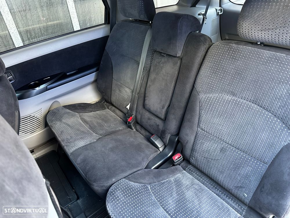 Mitsubishi Grandis 2.0 DI-D Sport - 16