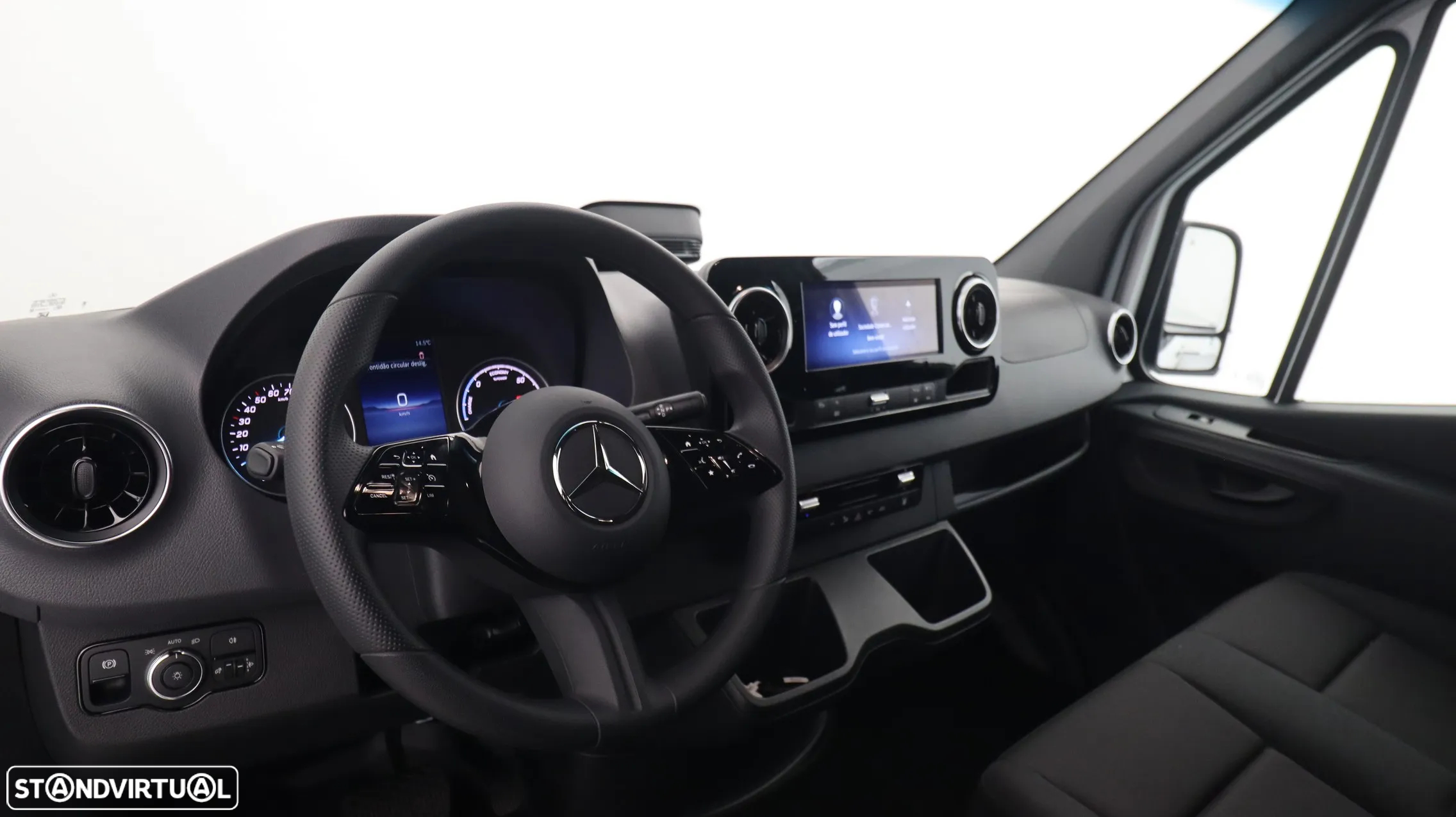 Mercedes-Benz eSprinter - 29