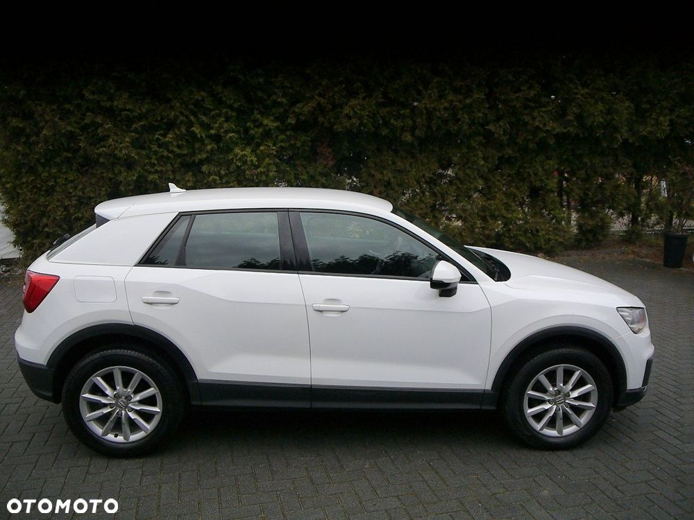 Audi Q2 30 TDI S tronic - 11