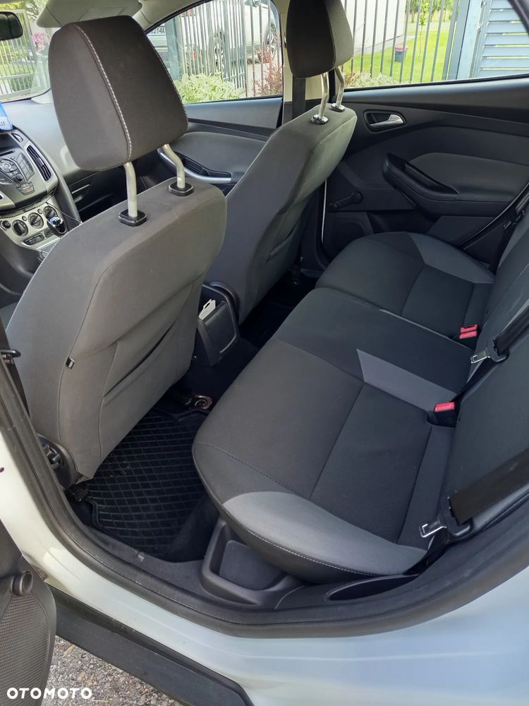 Ford Focus ver-1-6-tdci-edition - 4
