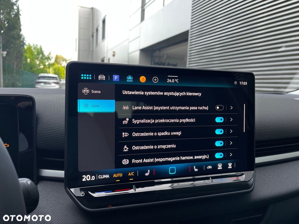 Volkswagen T-Roc 1.5 eTSI Life DSG - 14