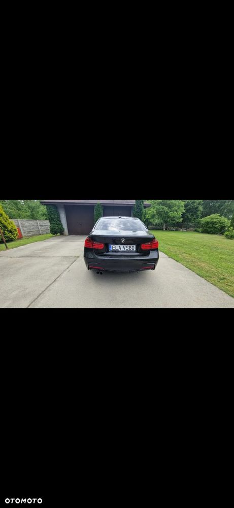 BMW Seria 3 328i - 2