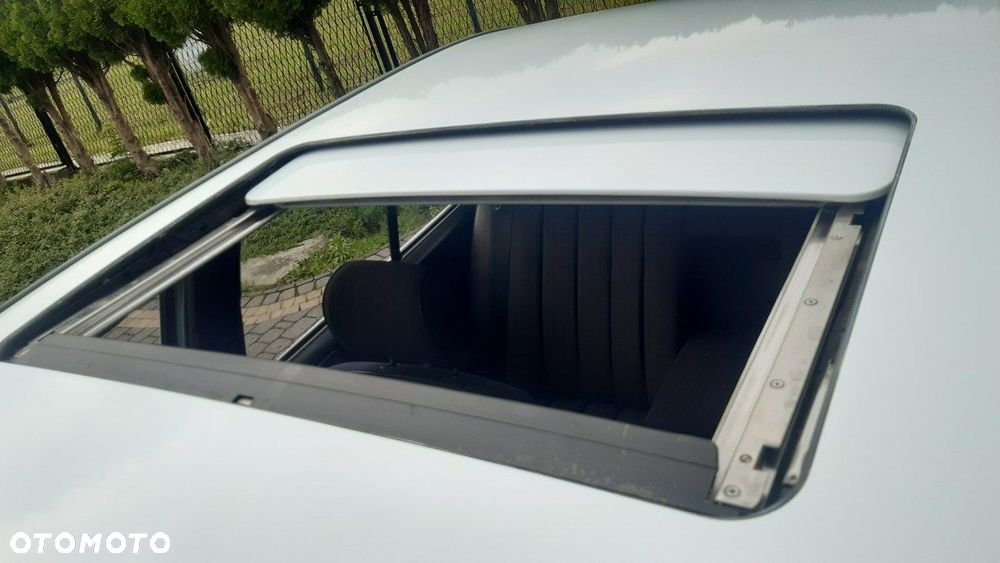 Mercedes-Benz W124 (1984-1993) - 16