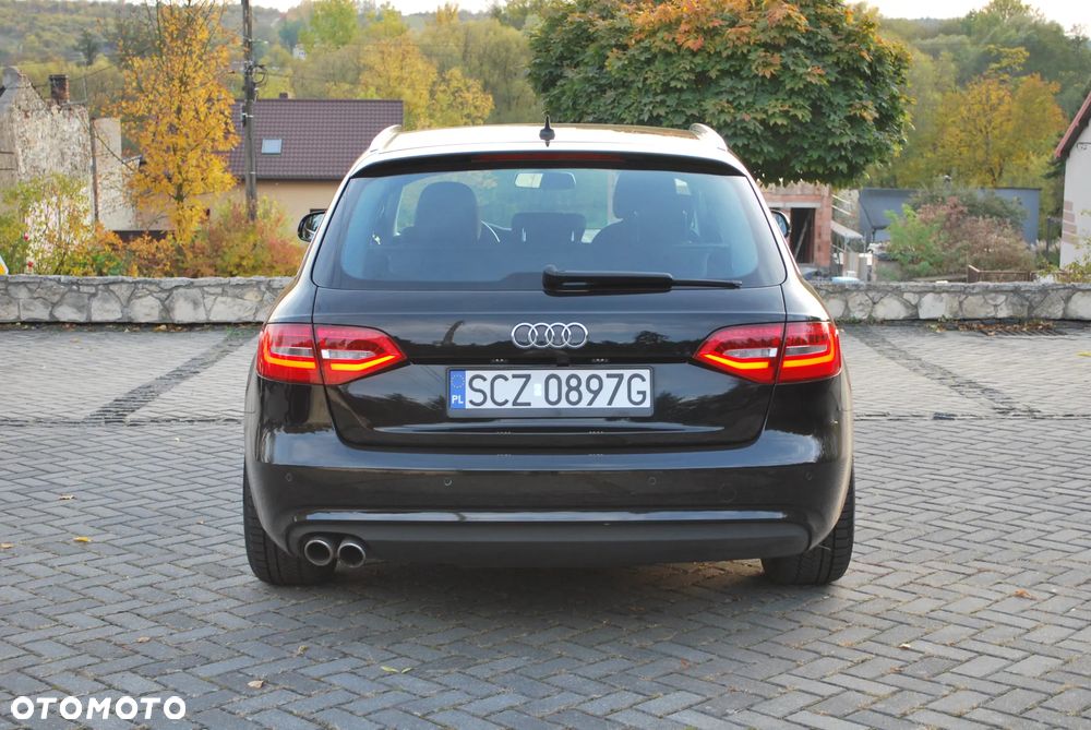 Audi A4 Avant 2.0 TDI DPF quattro S tronic Attraction - 6