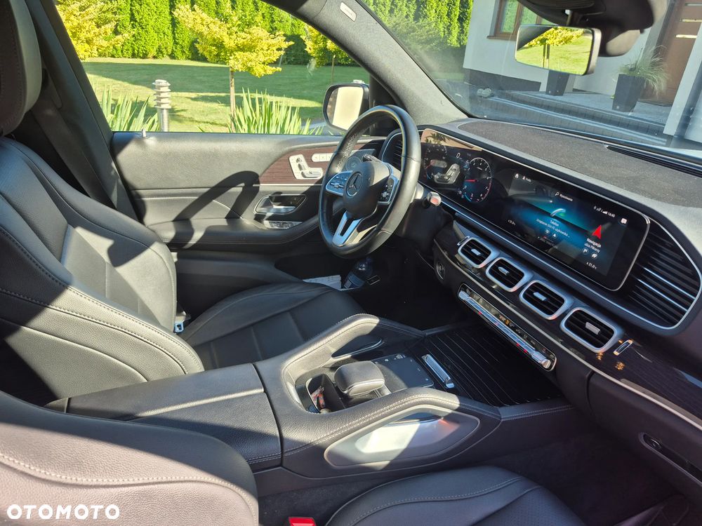 Mercedes-Benz GLE - 36