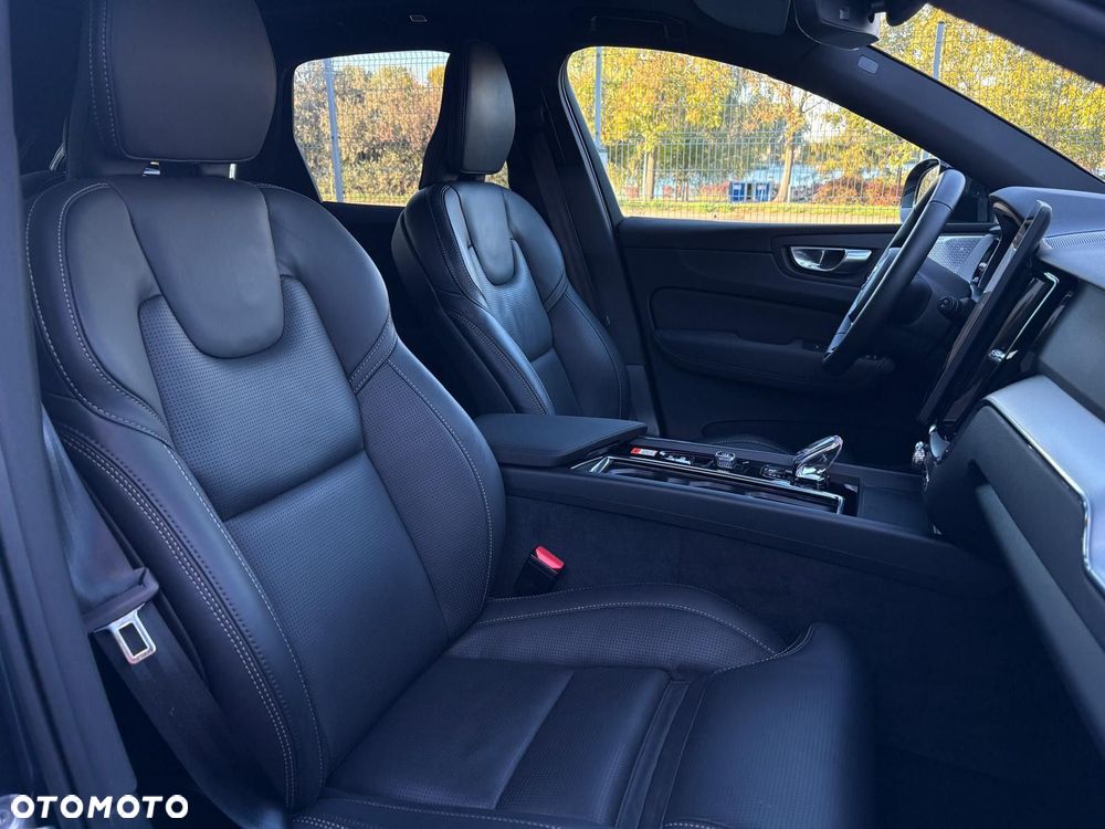 Volvo XC 60 - 18