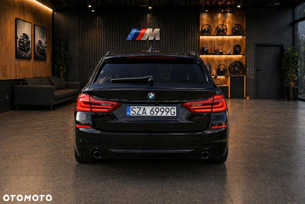 BMW Seria 5 525d xDrive Sport-Aut Luxury Line - 10