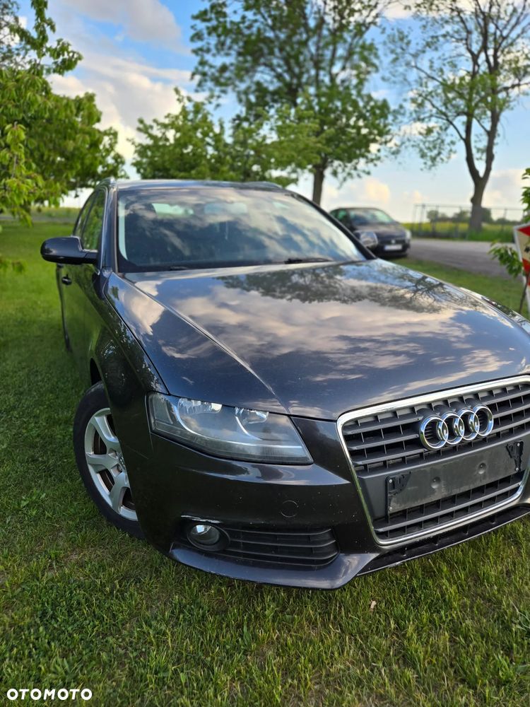 Audi A4 Avant - 5