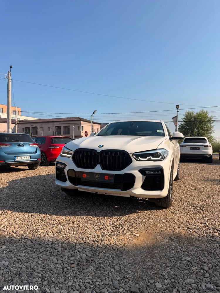 BMW X6 xDrive40i - 8