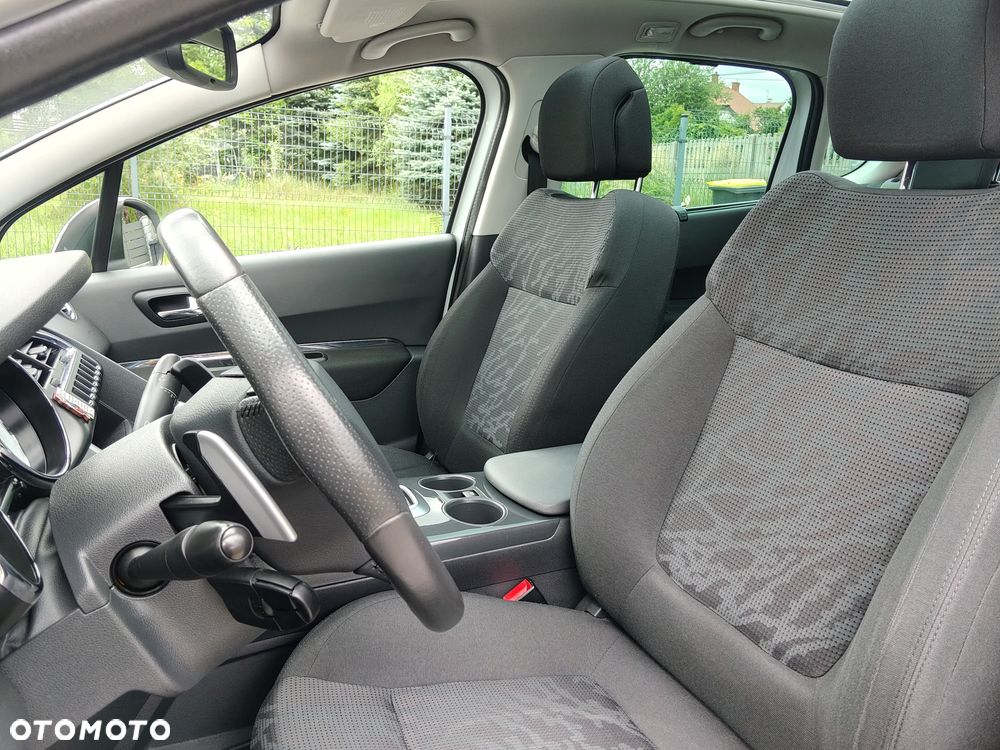 Peugeot 3008 - 18