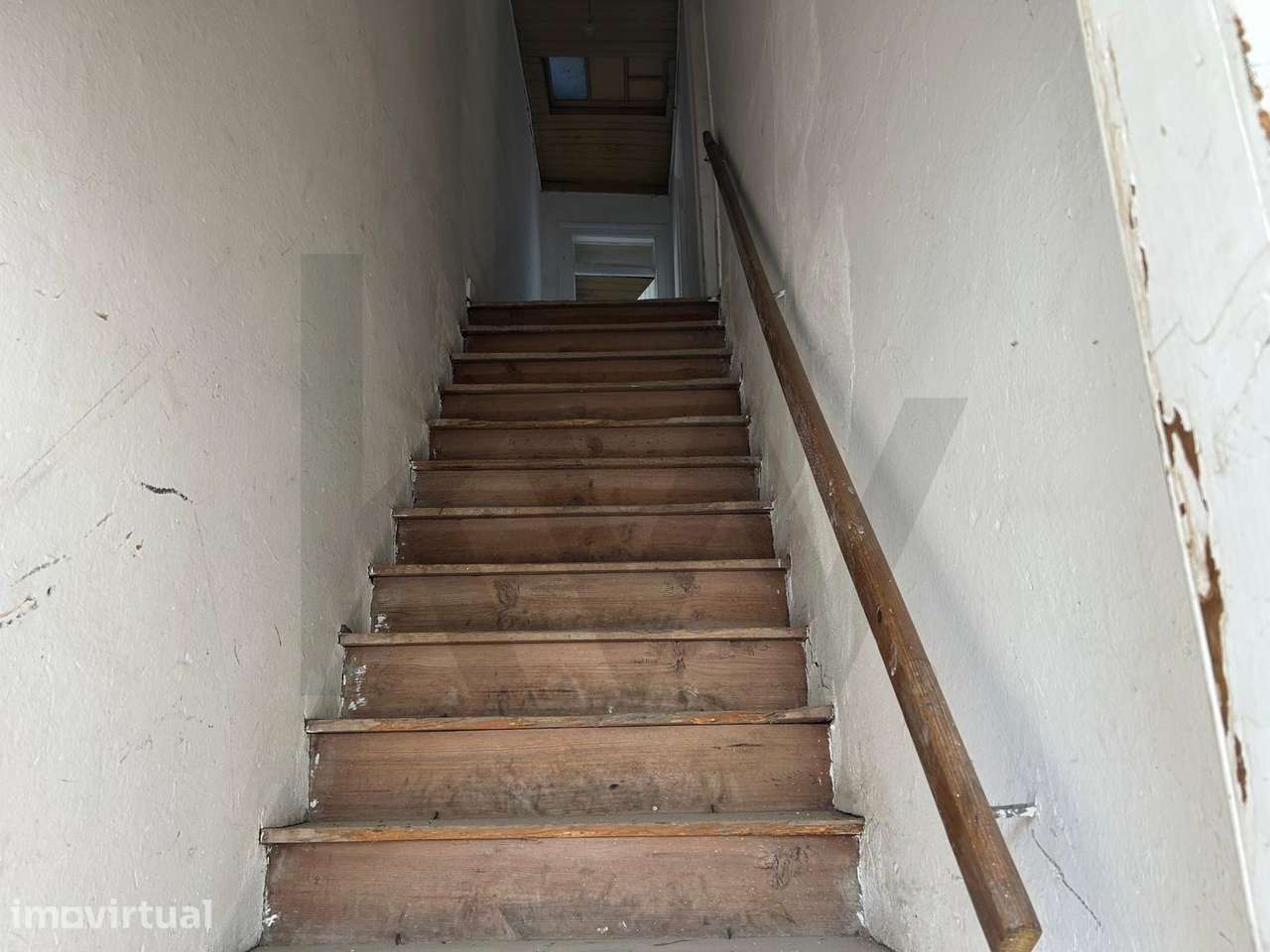 Prédio em propriedade total no Centro do Montijo - Grande imagem: 5/8