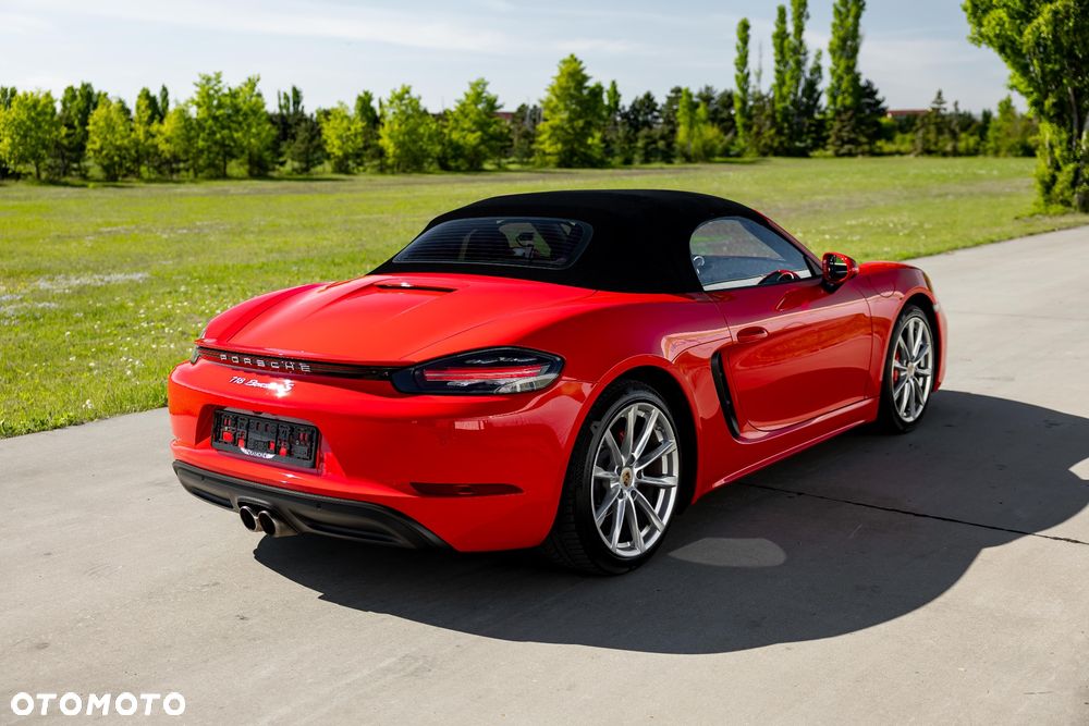 Porsche 718 Boxster S PDK - 11