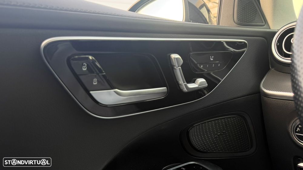 Mercedes-Benz C 300 de AMG Line - 23