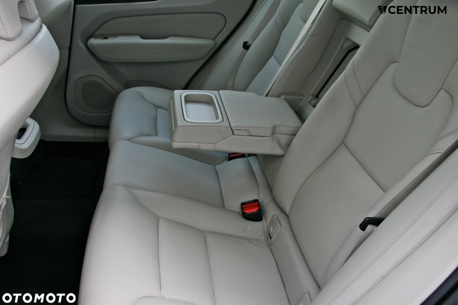 Volvo XC 60 - 10
