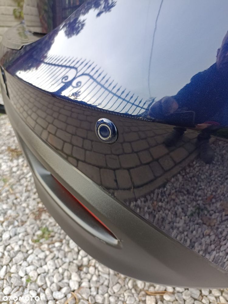 Mazda 5 - 8
