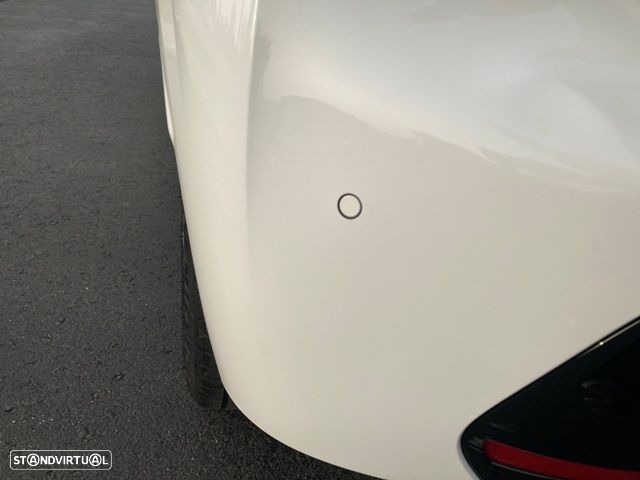 Peugeot 208 1.2 Hybrid Allure e-DCS6 - 9