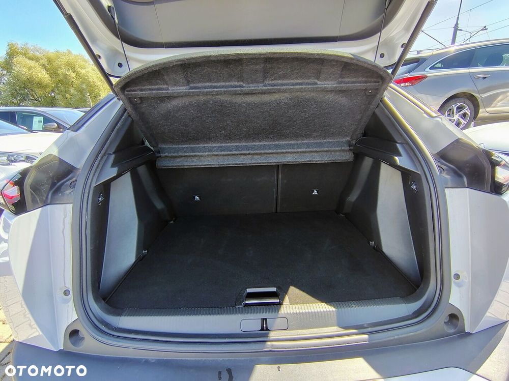 Peugeot 2008 - 11