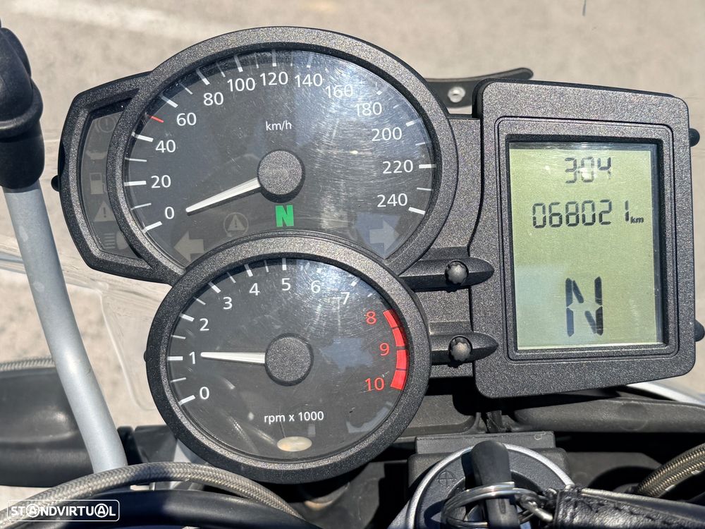 BMW R 1200 R - 12