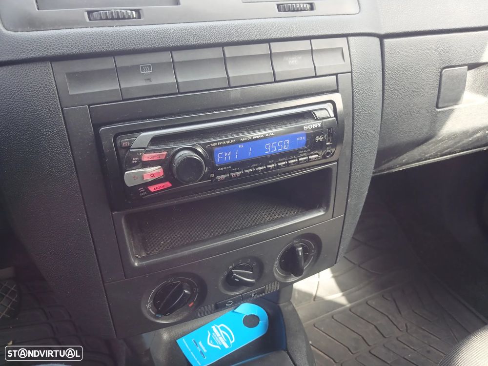 Skoda Fabia Break 1.2 Attractive - 15