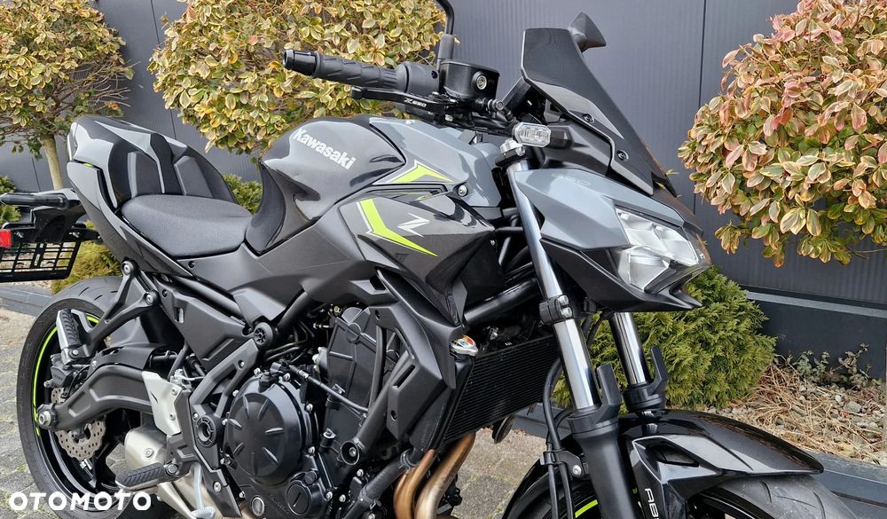 Kawasaki Z 650 - 11