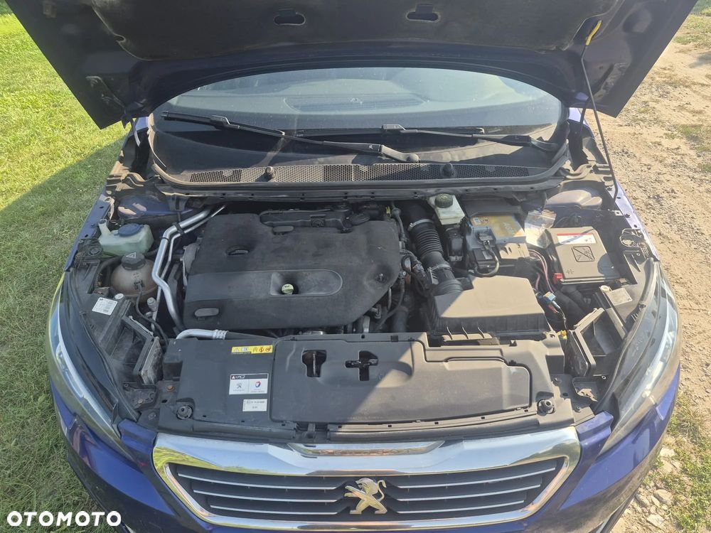 Peugeot 308 BlueHDi 180 EAT6 GT - 11