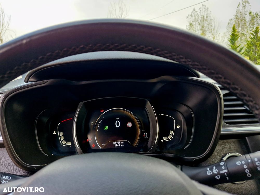Renault Kadjar BLUE dCi Intens - 12