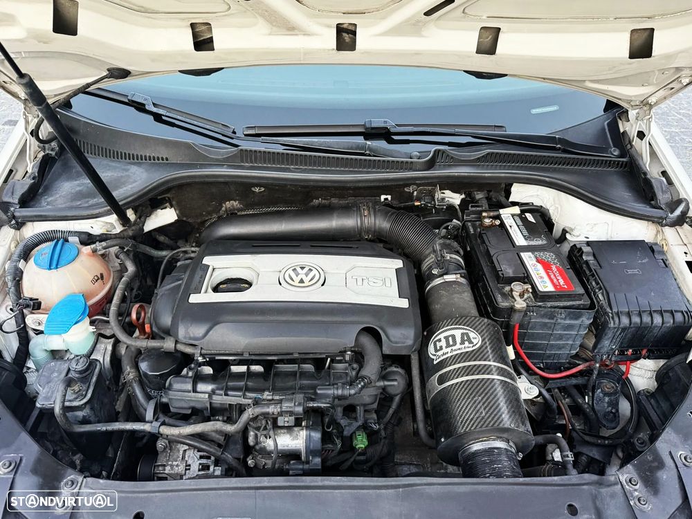 VW Golf 2.0 GTi - 23
