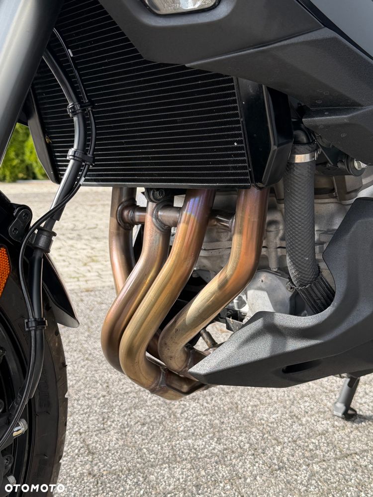 Kawasaki Versys 1000 - 11
