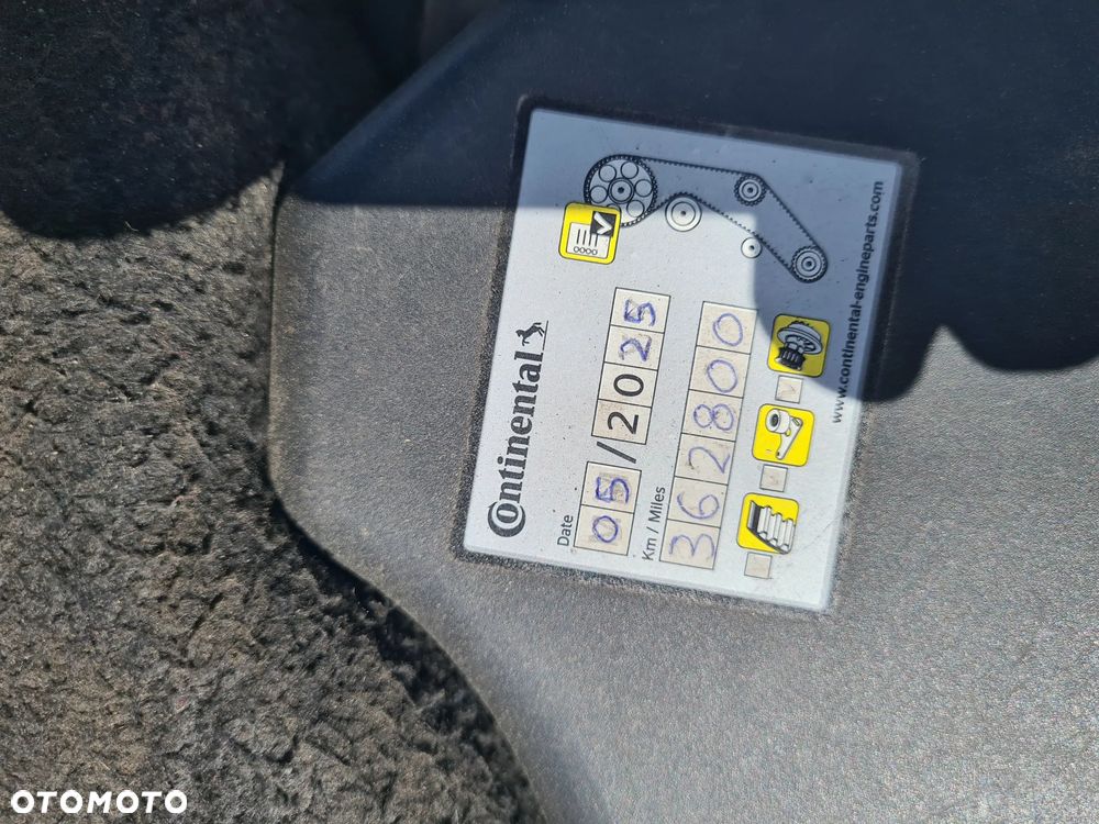 Audi A8 4.2 Quattro - 11