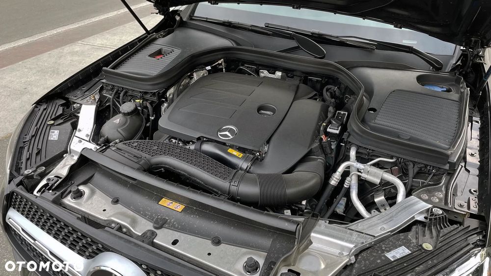 Mercedes-Benz GLC - 12