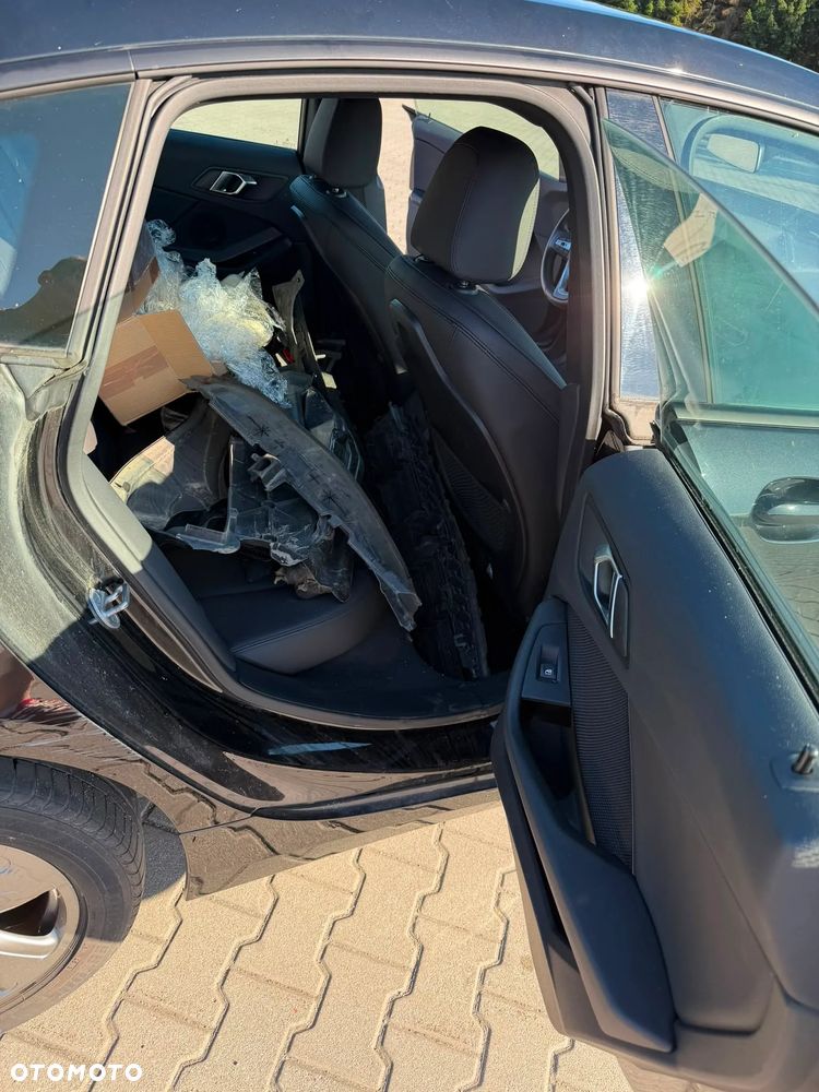 BMW Seria 2 - 22