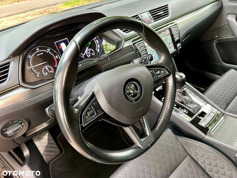 Skoda Superb 2.0 TDI DSG L&K - 19