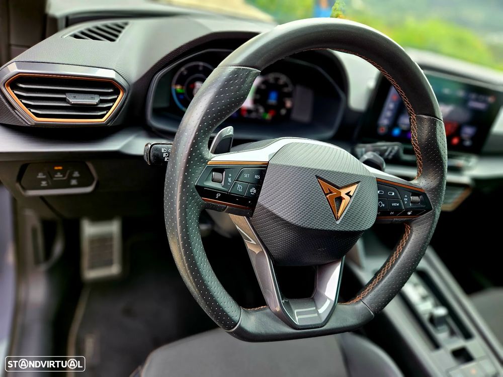 Cupra Leon 1.4 e-Hybrid DSG - 12