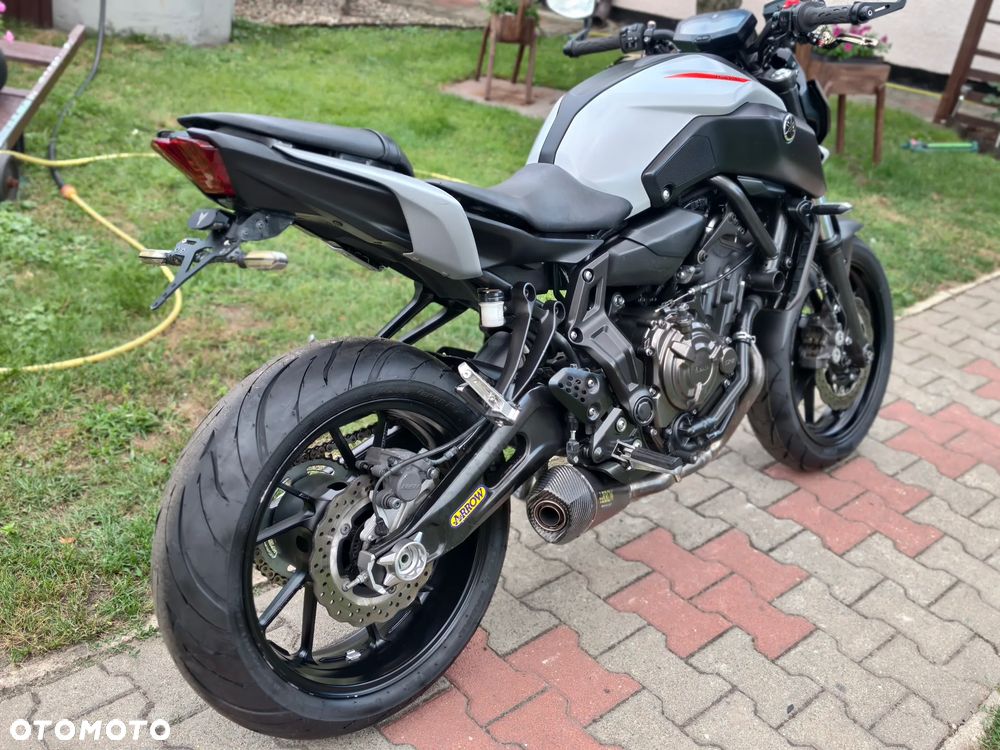 Yamaha MT - 4