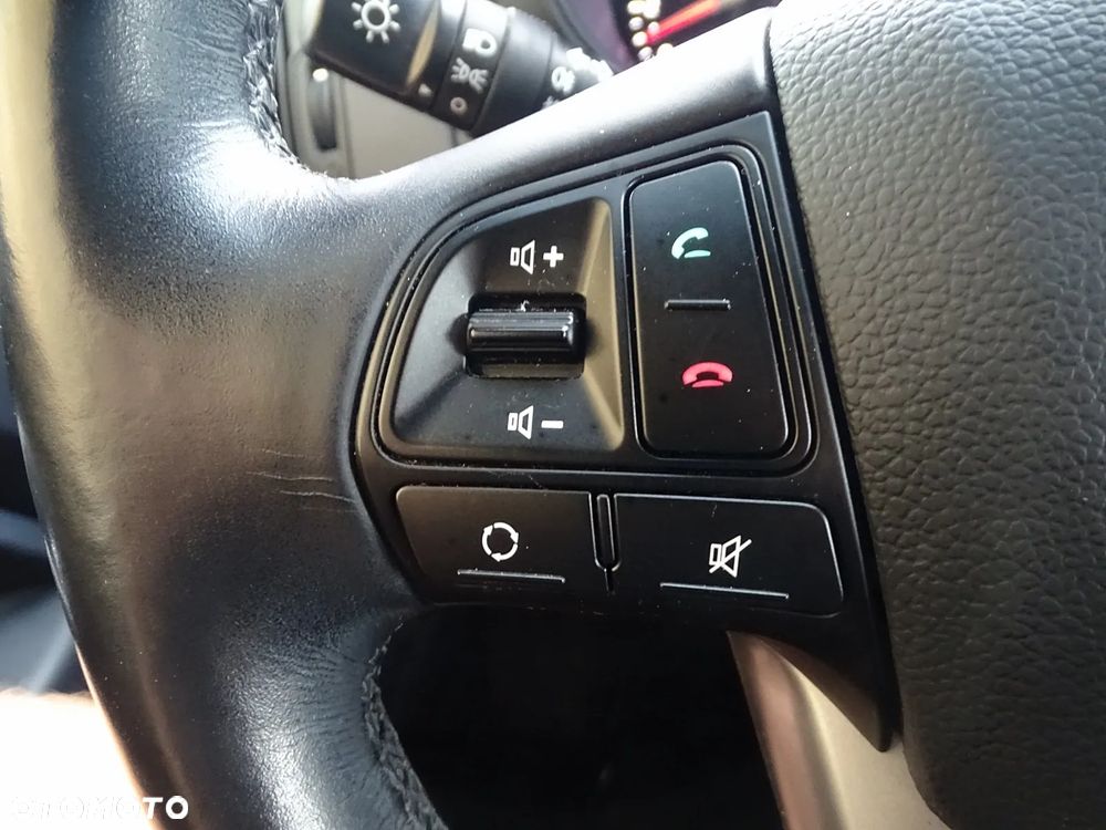 Kia Rio 1.2 Dream Team Edition - 30