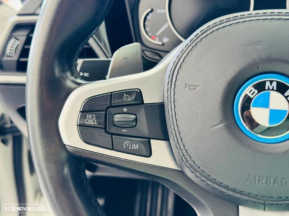 BMW 320 d Aut. Advantage - 21