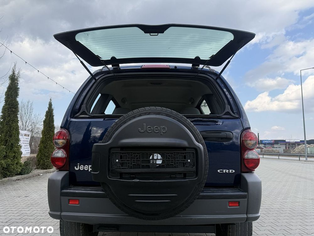 Jeep Cherokee 2.8 CRD Sport - 11