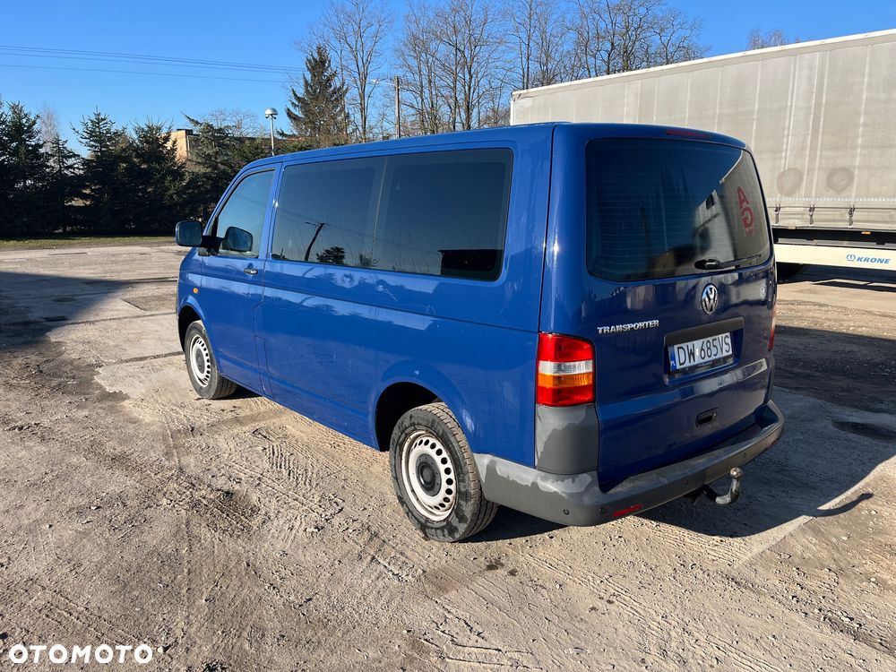Volkswagen Transporter - 4