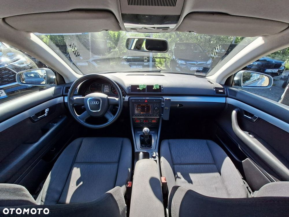 Audi A4 Avant 2.0 TDI - 13